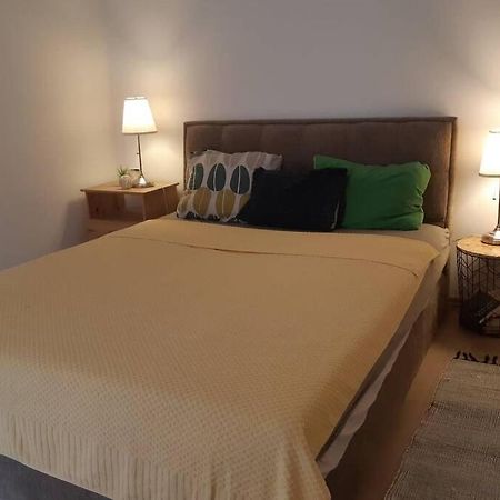 Tiny House Apartment Belgrado Exterior foto