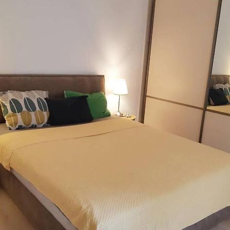 Tiny House Apartment Belgrado Exterior foto