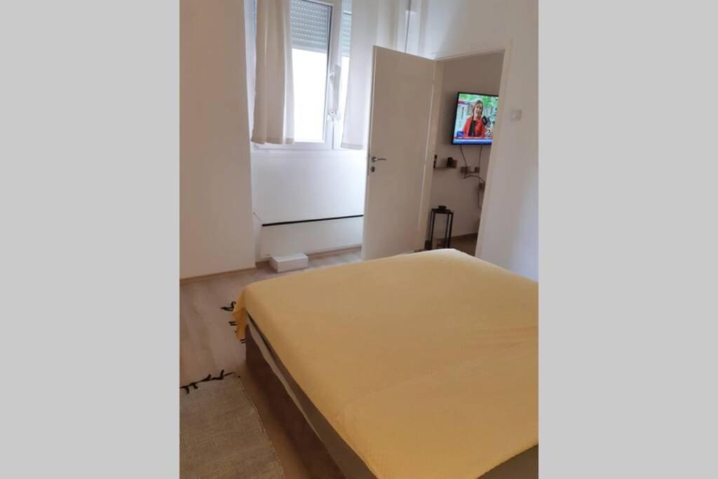 Tiny House Apartment Belgrado Exterior foto